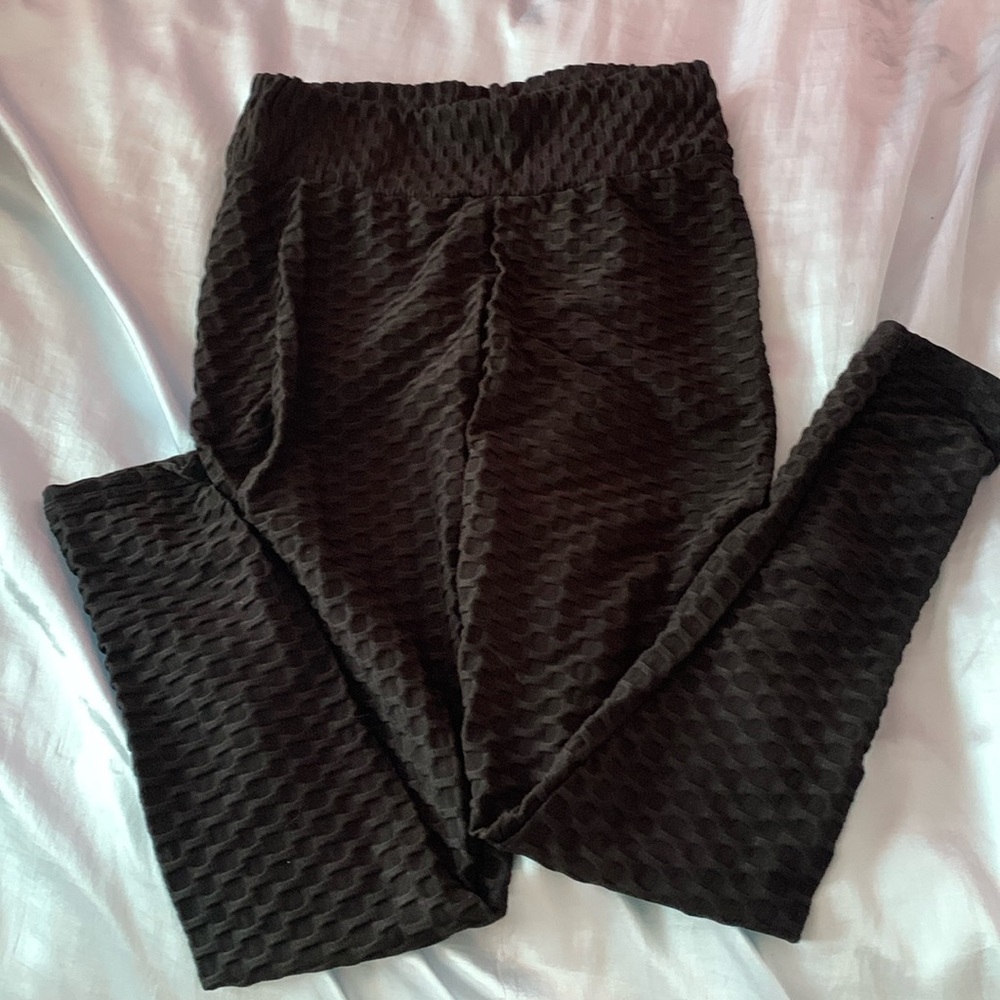 Black leggings